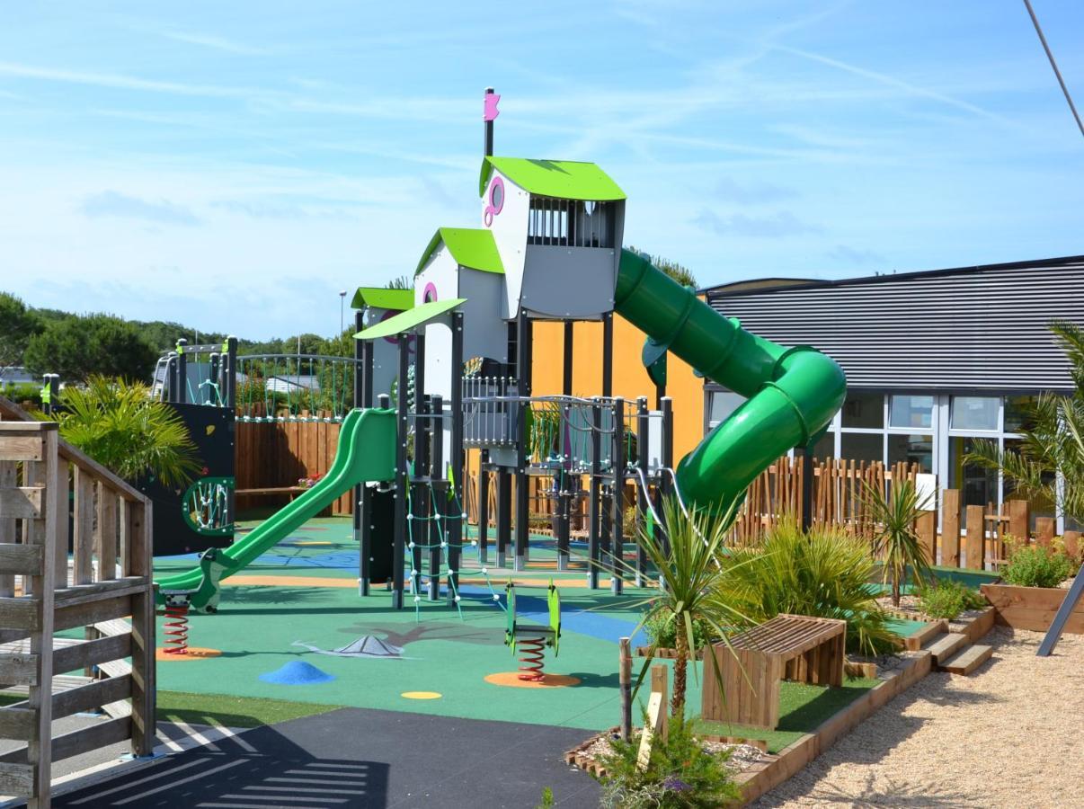 Hôtel Camping Sunissim Le Bel Air 5 stars by Locatour à Les Sables-dʼOlonne Extérieur photo